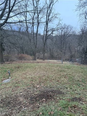 128 Pointview Rd, Brentwood, PA 15227