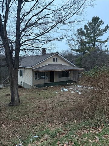 128 Pointview Rd, Brentwood, PA 15227