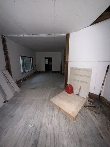 128 Pointview Rd, Brentwood, PA 15227