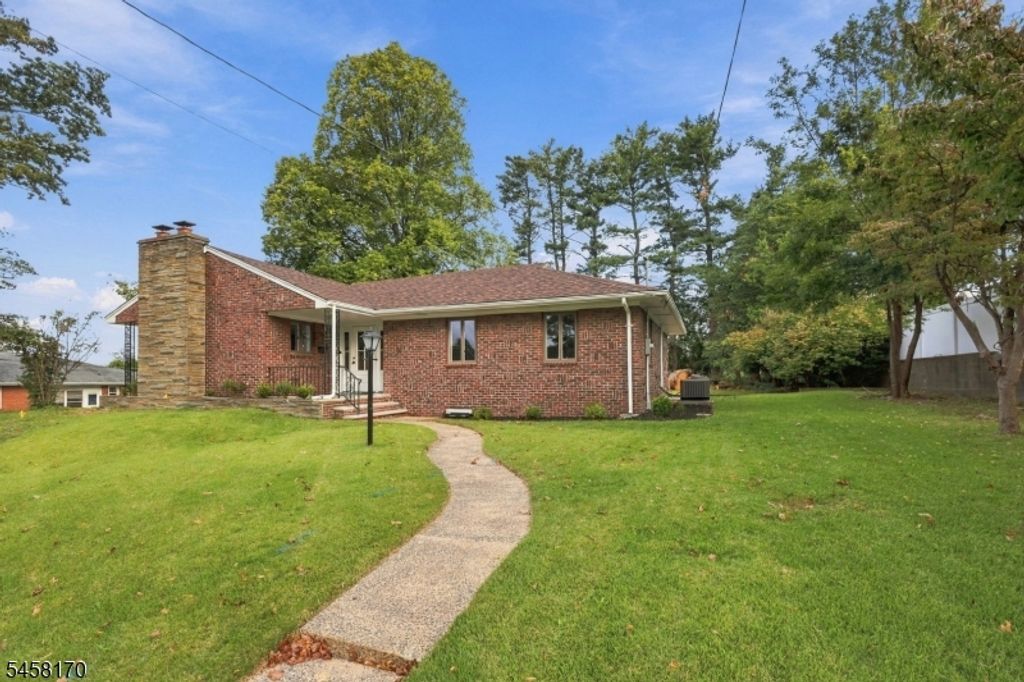 16 Charlotte St, Sayreville Boro, NJ 08872 — exterior