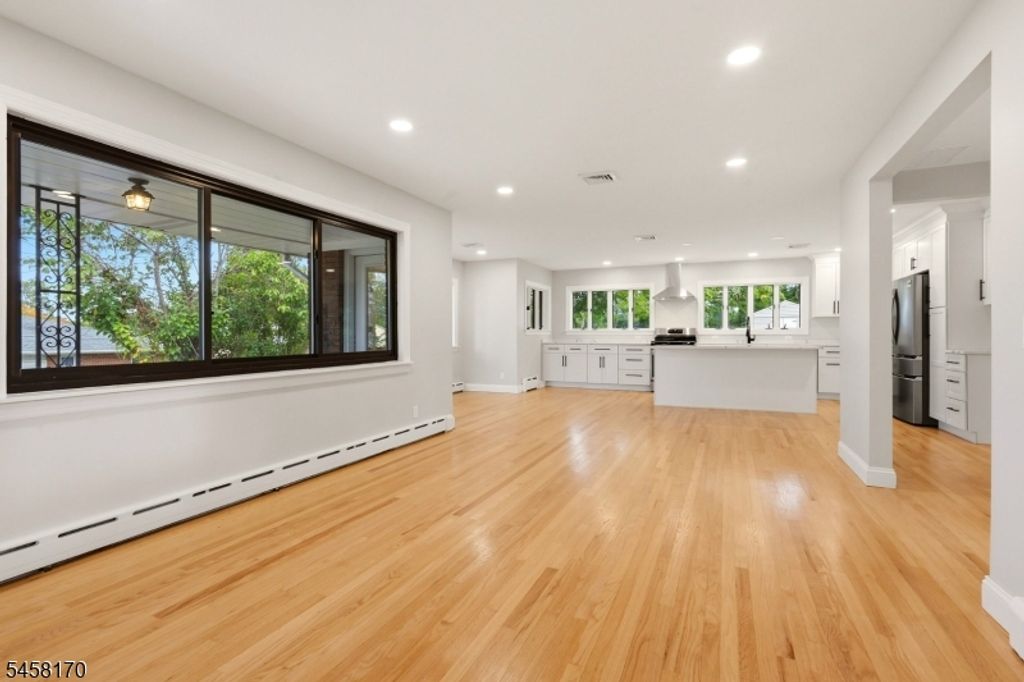 16 Charlotte St, Sayreville Boro, NJ 08872 — photo 5