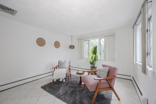 18 Fleming, Malden, MA 02148