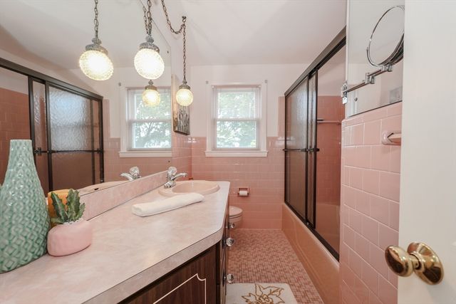 18 Fleming, Malden, MA 02148