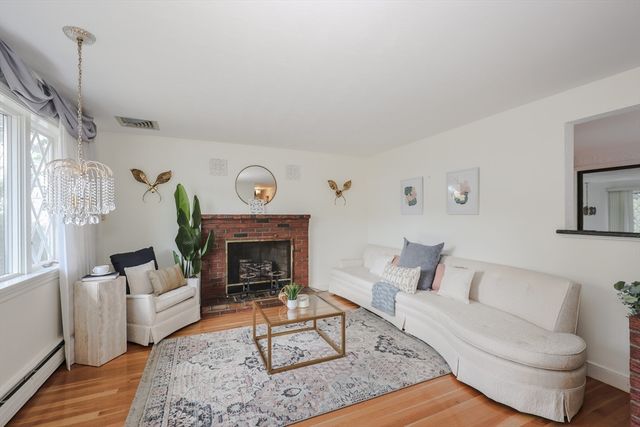 18 Fleming, Malden, MA 02148
