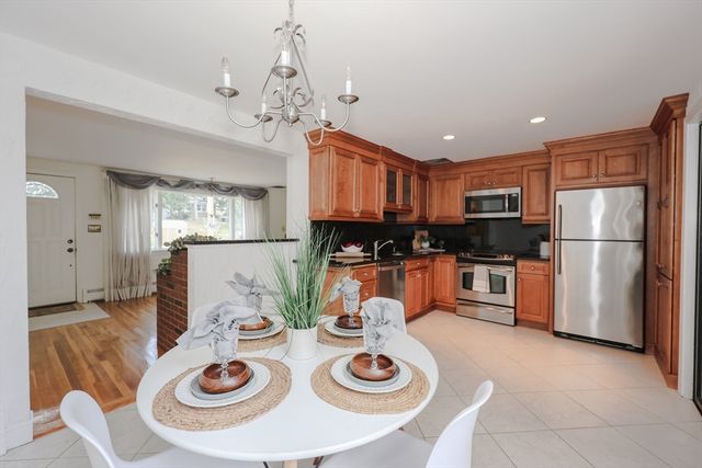 18 Fleming, Malden, MA 02148
