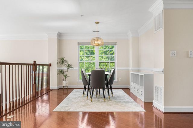 4431-B EASTWICK CT, Fairfax, VA 22033