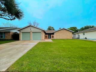 8818 Grape Street, Houston, TX 77036