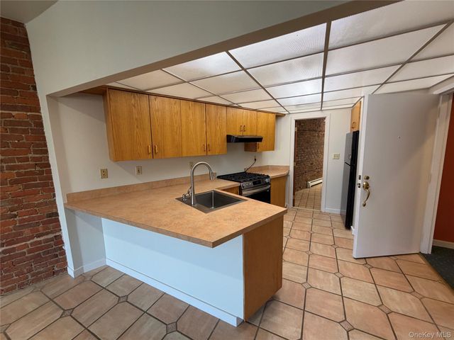 528 Main Street, Beacon, NY 12508