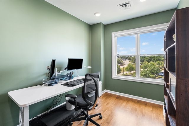 110 Trotter Rd 2412, Weymouth, MA 02190