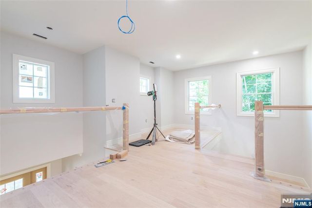 203 Pascack Road, Park Ridge, NJ 07656