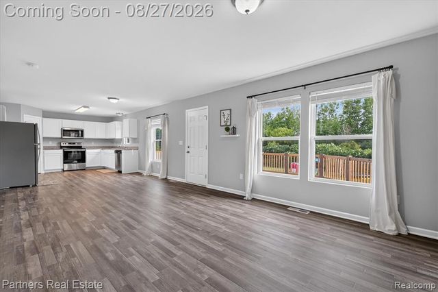 424 Saddlebrook Drive, Linden, MI 48451