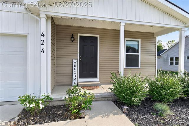 424 Saddlebrook Drive, Linden, MI 48451