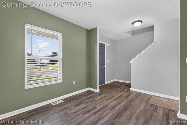 424 Saddlebrook Drive, Linden, MI 48451