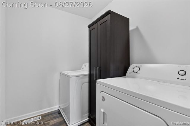 424 Saddlebrook Drive, Linden, MI 48451
