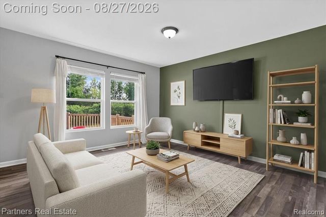 424 Saddlebrook Drive, Linden, MI 48451