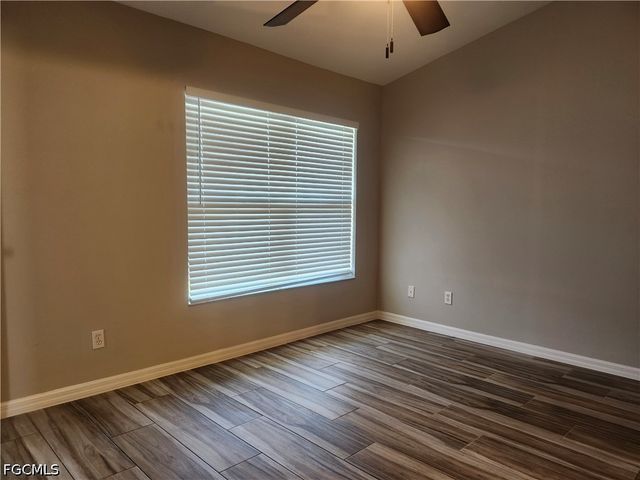 527 Hancock Bridge PKWY, Cape Coral, FL 33990