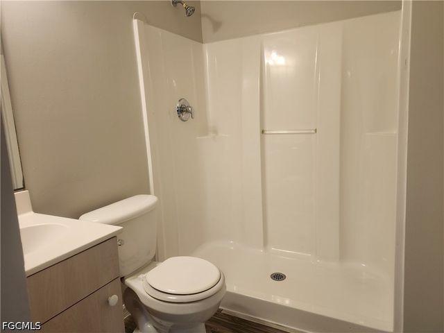 527 Hancock Bridge PKWY, Cape Coral, FL 33990