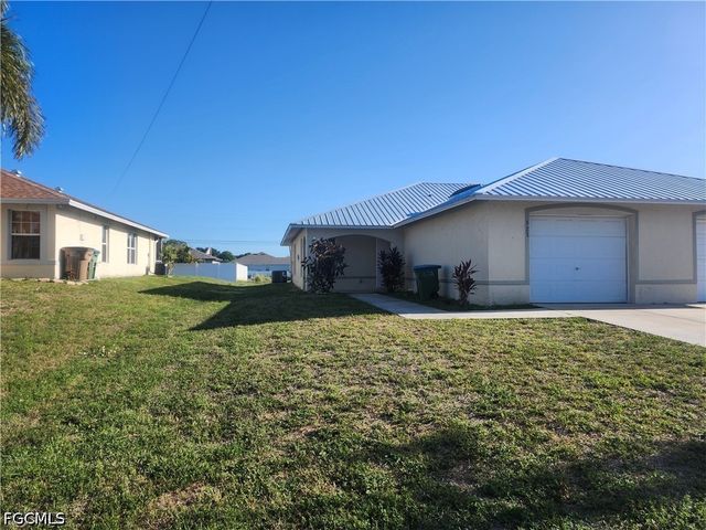 527 Hancock Bridge PKWY, Cape Coral, FL 33990