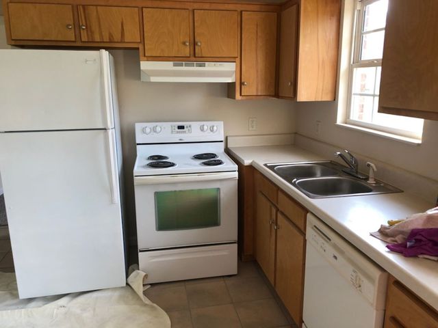 125 Rocky Rd Apt B, Lebanon, TN 37087