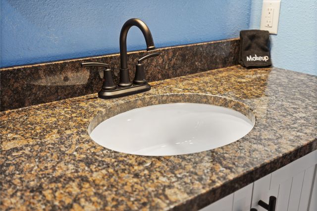 527 Notch Lane 10, Branson West, MO 65737