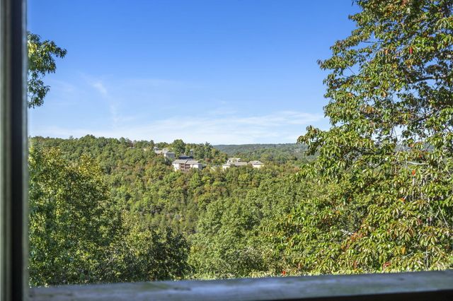 527 Notch Lane 10, Branson West, MO 65737