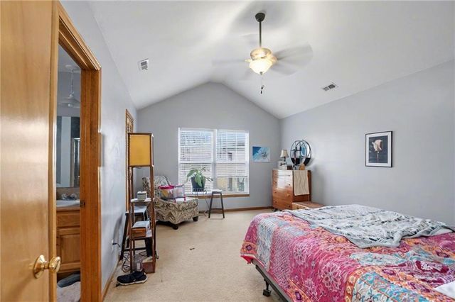 724 North Street, Lawrence, KS 66044