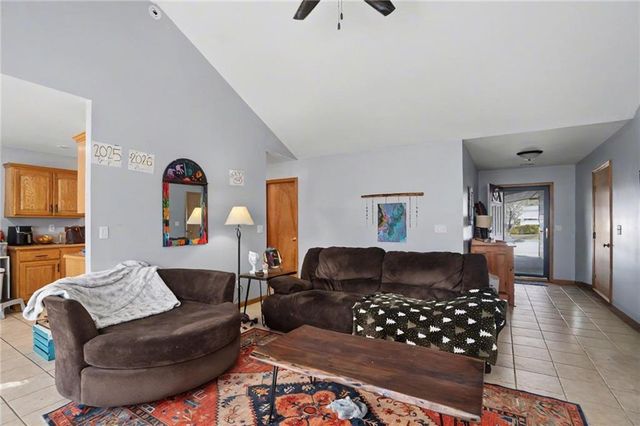 724 North Street, Lawrence, KS 66044