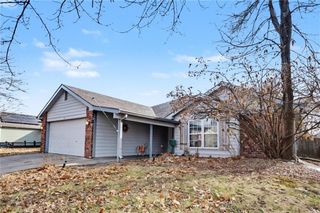 724 North Street, Lawrence, KS 66044