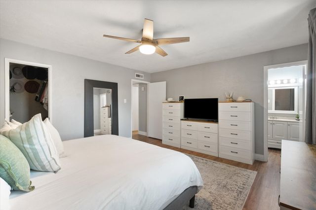 6909 Arborbrook Drive, North Richland Hills, TX 76182