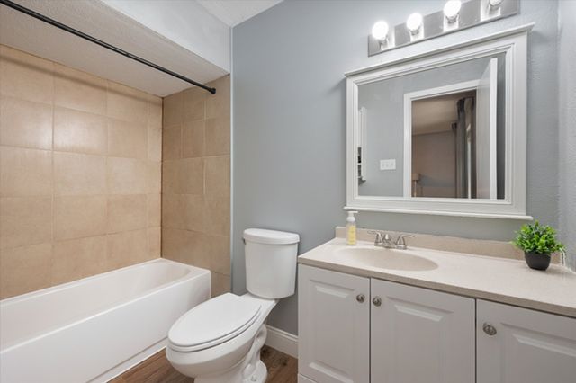 6909 Arborbrook Drive, North Richland Hills, TX 76182