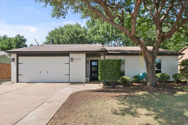 6909 Arborbrook Drive, North Richland Hills, TX 76182