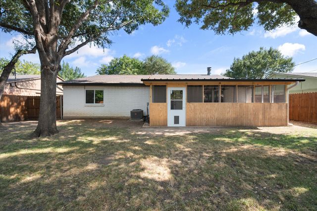 6909 Arborbrook Drive, North Richland Hills, TX 76182