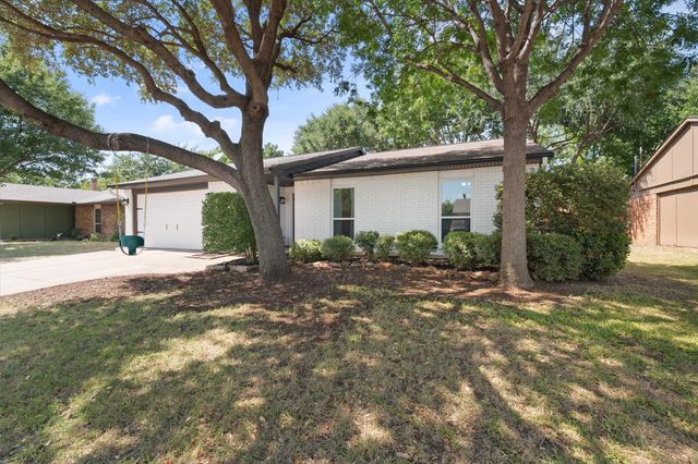 6909 Arborbrook Drive, North Richland Hills, TX 76182