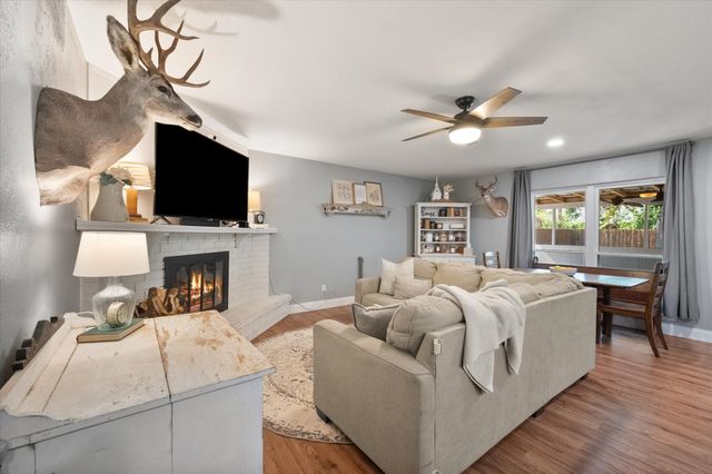 6909 Arborbrook Drive, North Richland Hills, TX 76182