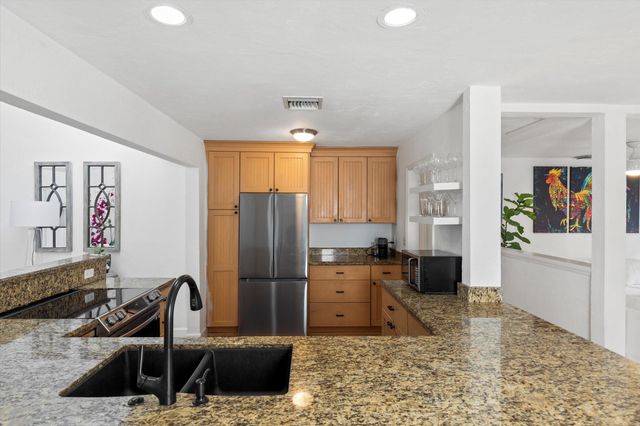 2105 Fogarty Avenue, Key West, FL 33040