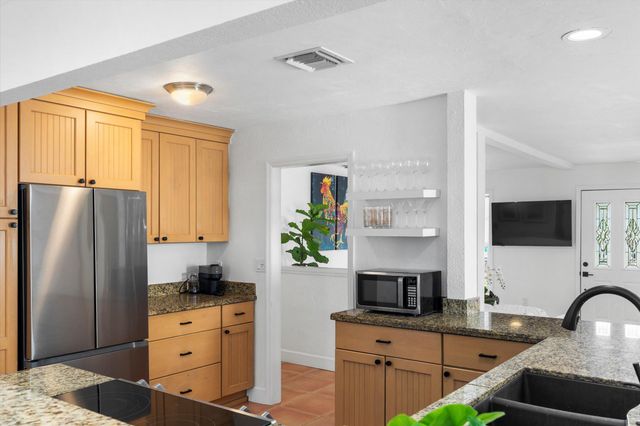 2105 Fogarty Avenue, Key West, FL 33040