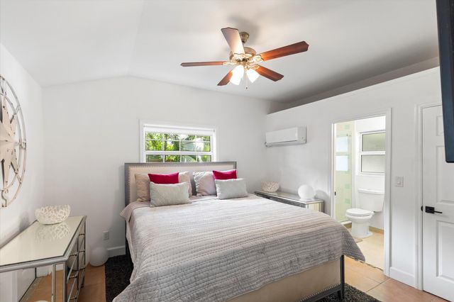 2105 Fogarty Avenue, Key West, FL 33040