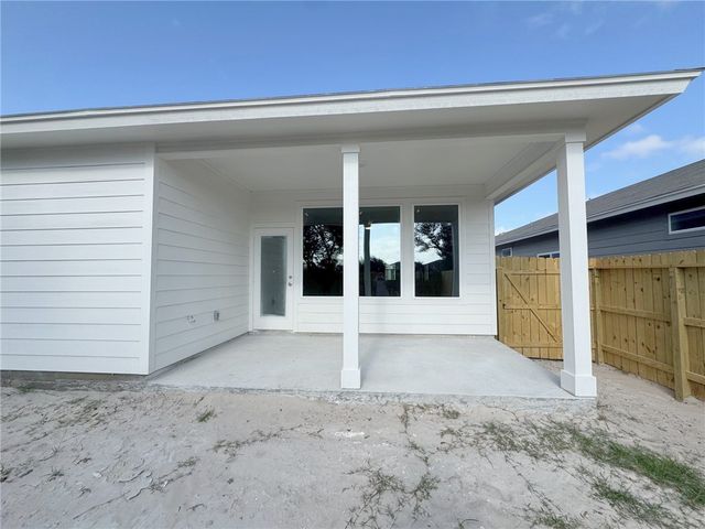 1942 Topwater, Aransas Pass, TX 78336