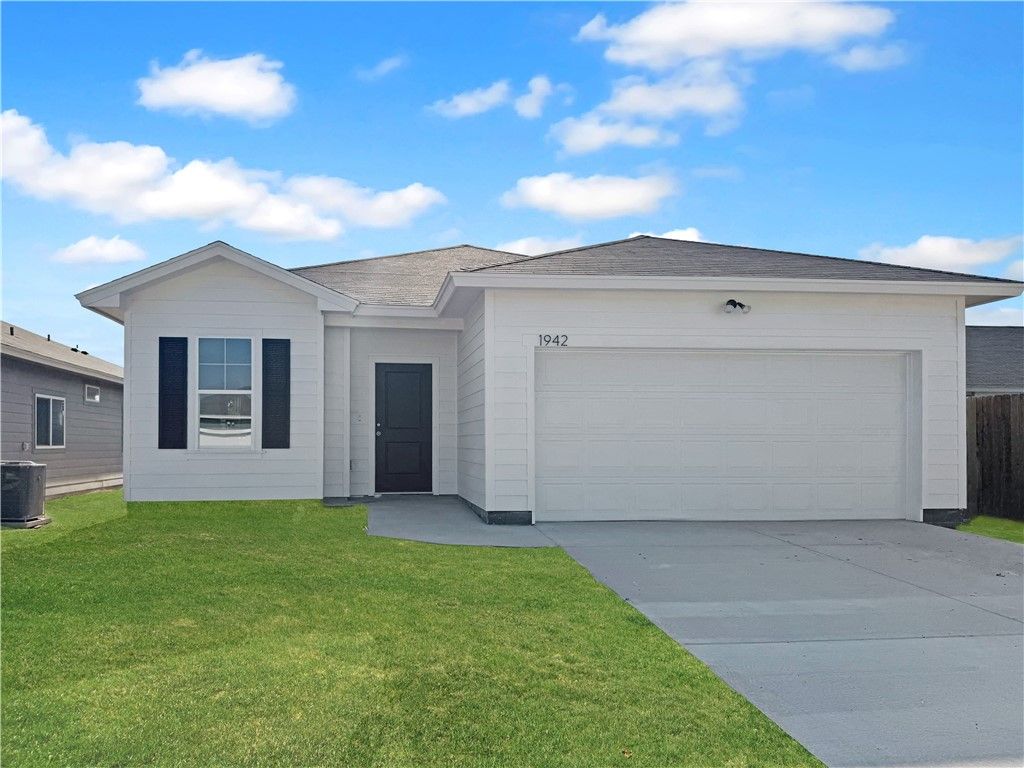 1942 Topwater, Aransas Pass, TX 78336