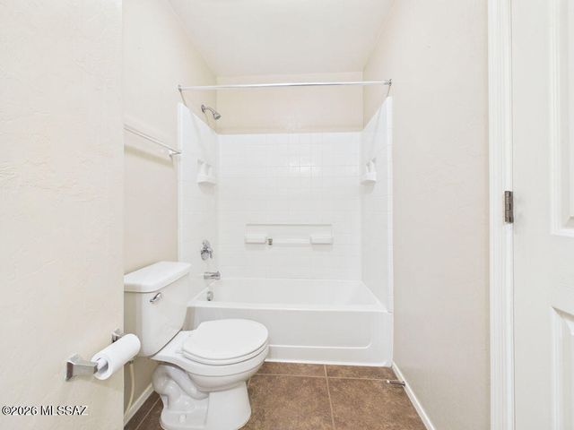 757 S Porter Routh Place, Vail, AZ 85641