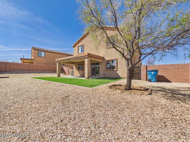 757 S Porter Routh Place, Vail, AZ 85641