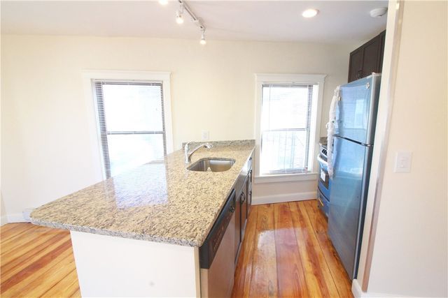 3 Spring Street 2, Newport, RI 02840
