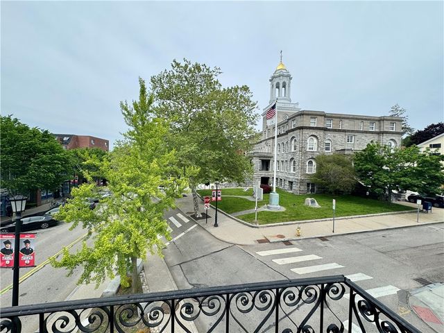 3 Spring Street 2, Newport, RI 02840