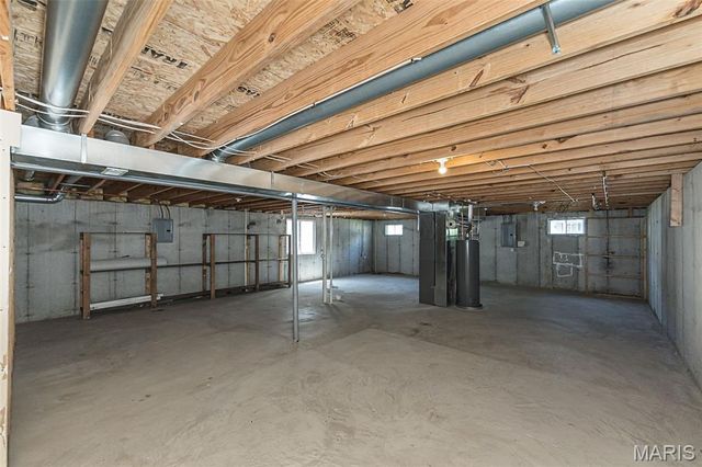 404 Pearl Creek Drive, Wentzville, MO 63385