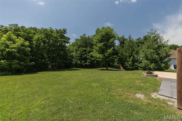 404 Pearl Creek Drive, Wentzville, MO 63385