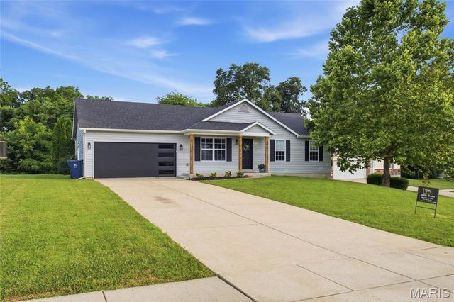 404 Pearl Creek Drive, Wentzville, MO 63385