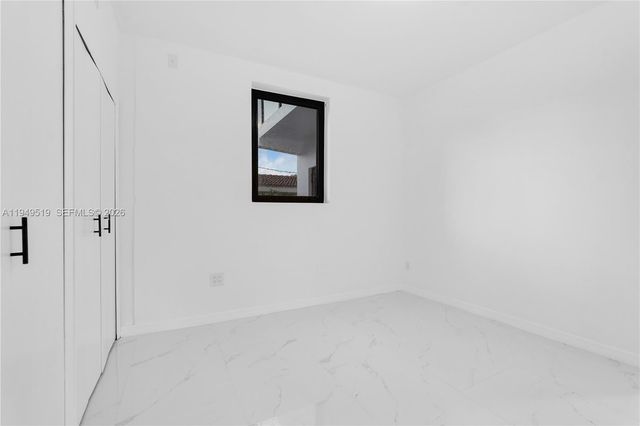 972 SW 44th Ave, Miami, FL 33134