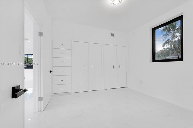 972 SW 44th Ave, Miami, FL 33134