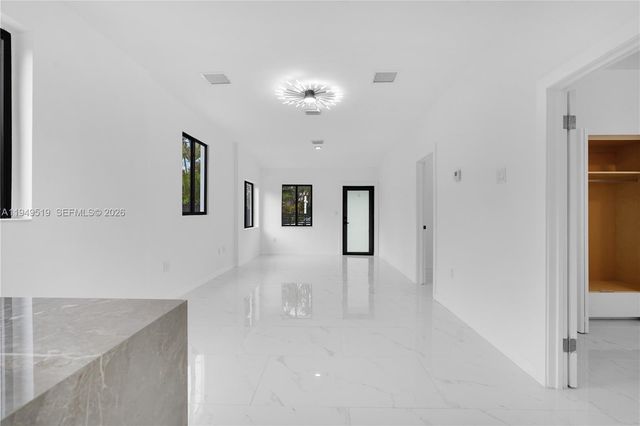 972 SW 44th Ave, Miami, FL 33134