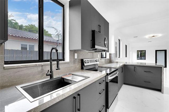 972 SW 44th Ave, Miami, FL 33134